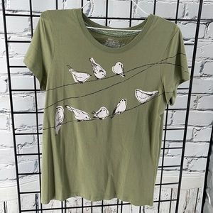 Brand new Saturday Market tee M